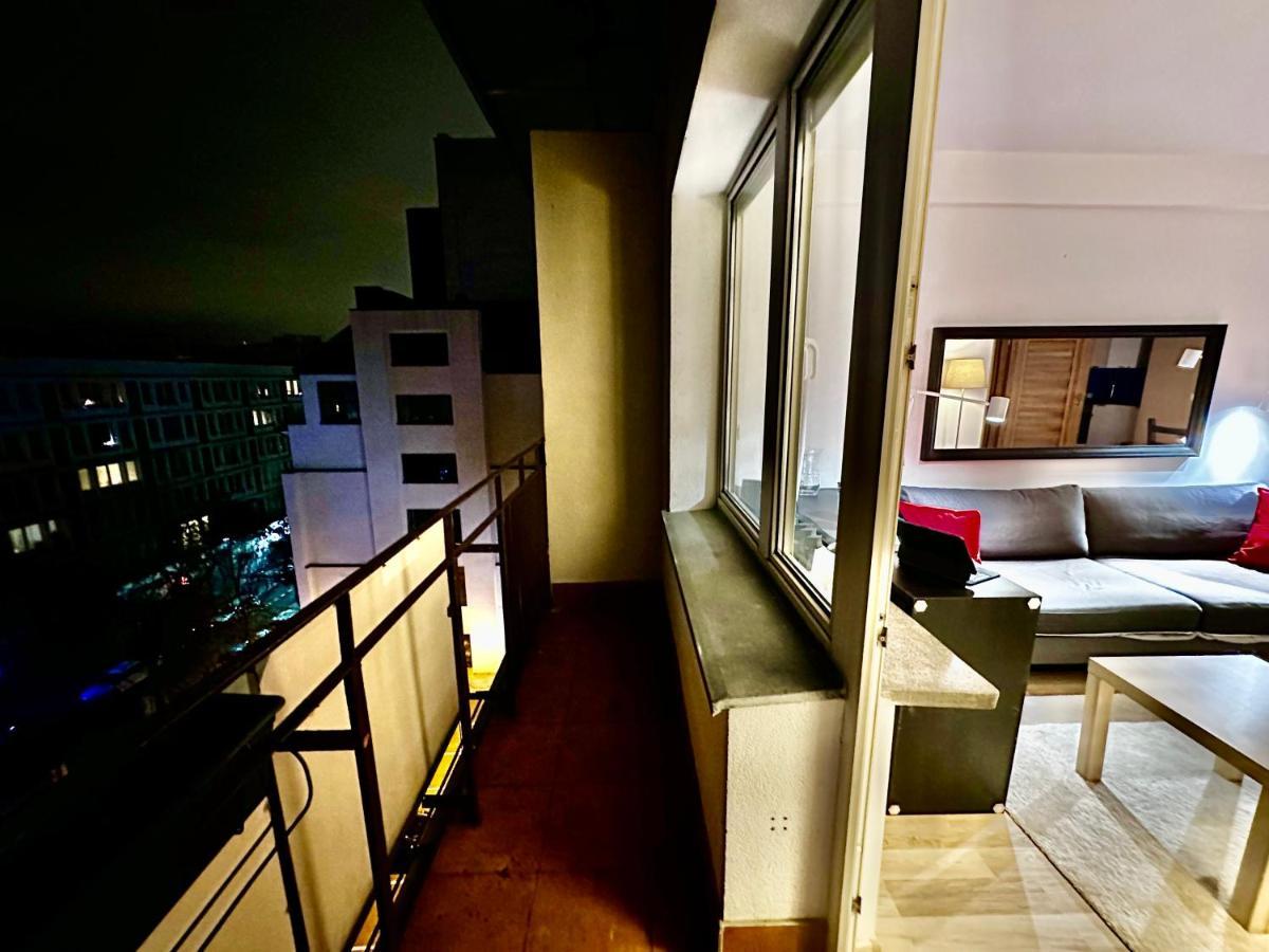 Decor 3 Metro Fast Wifi 1Gbs 80'Tv Hbo Disney Appletv Varşova Dış mekan fotoğraf