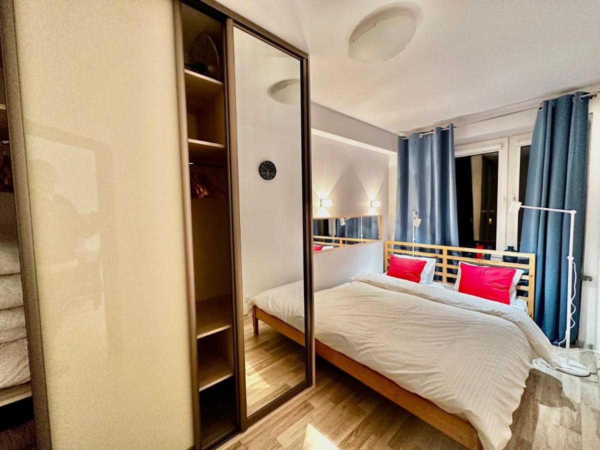 Decor 3 Metro Fast Wifi 1Gbs 80'Tv Hbo Disney Appletv Varşova Dış mekan fotoğraf