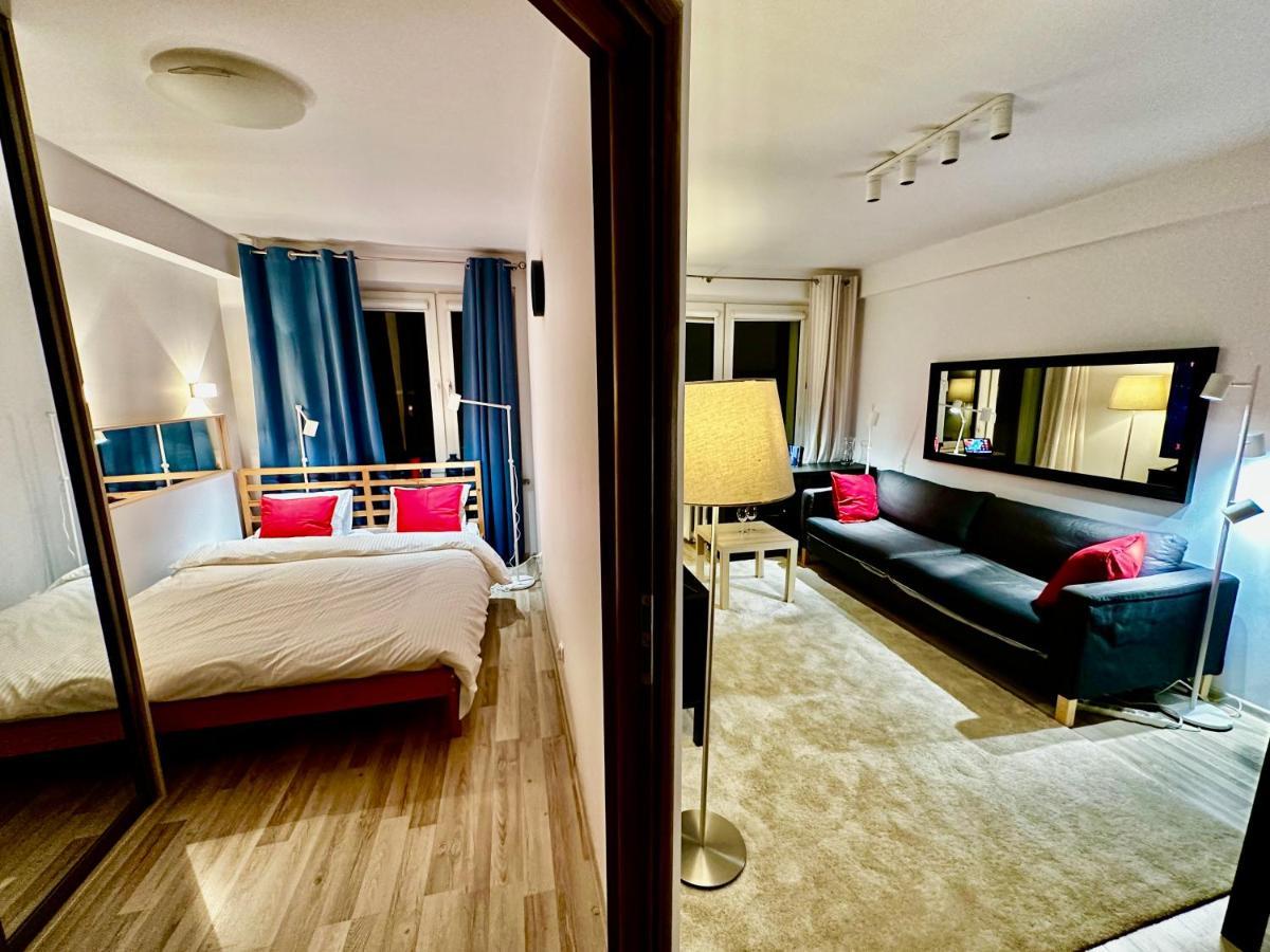 Decor 3 Metro Fast Wifi 1Gbs 80'Tv Hbo Disney Appletv Varşova Dış mekan fotoğraf
